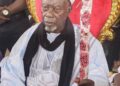 Couronnement du nouveau : > de la Basse Guinée