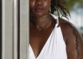 GUINÉE : LE DEBOIRE D&rsquo;UNE ARTISTE GUINÉENNE DES ANNÉES 90 MACIRE SYLLA PRISE AU DÉPOURVUE PAR SES PROCHES