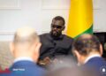 Conakry : Mamadi Doumbouya héberge une haute délégation du Maroc et des États-Unis